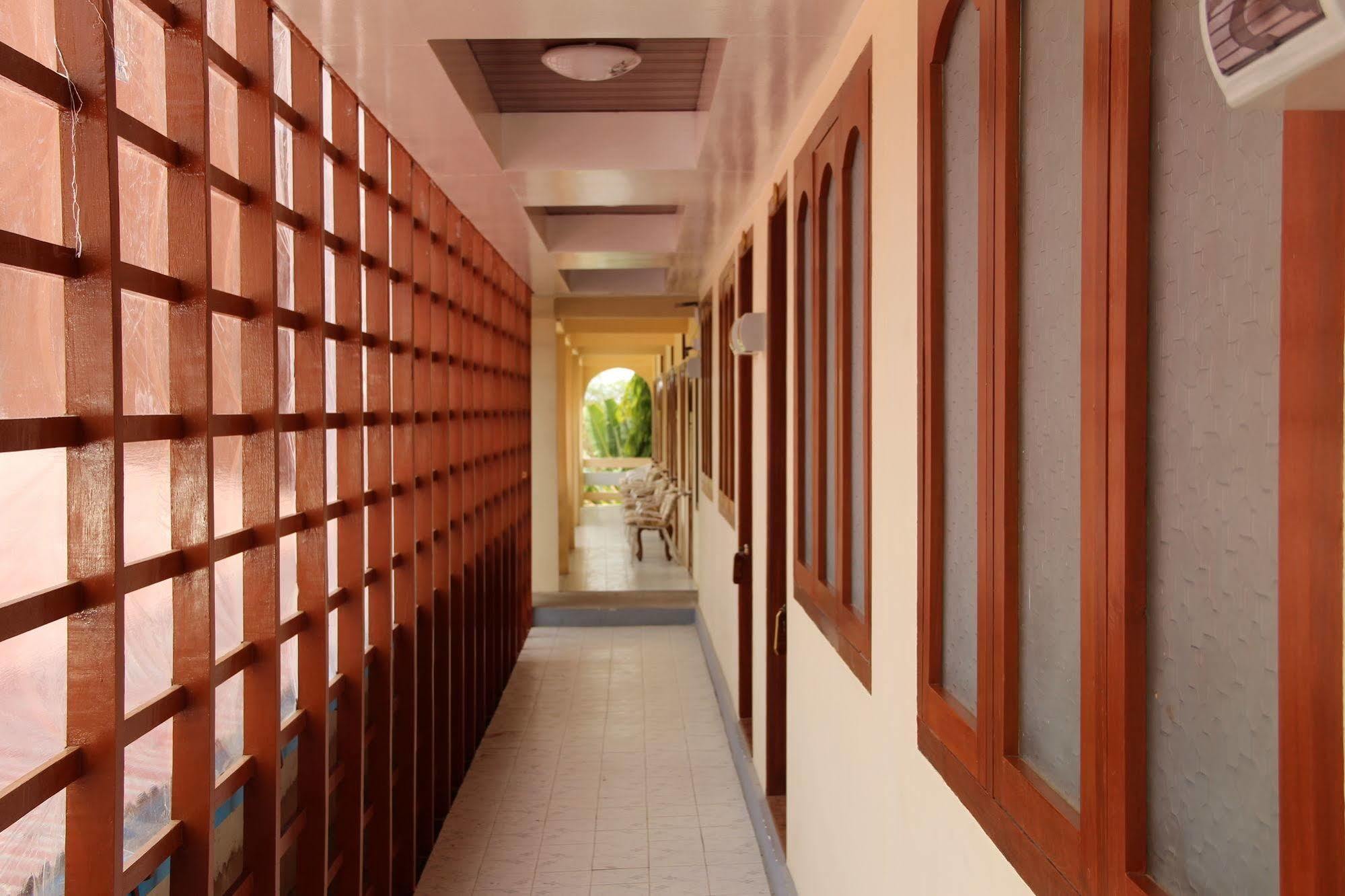 Green Land Motel Bagan Luaran gambar
