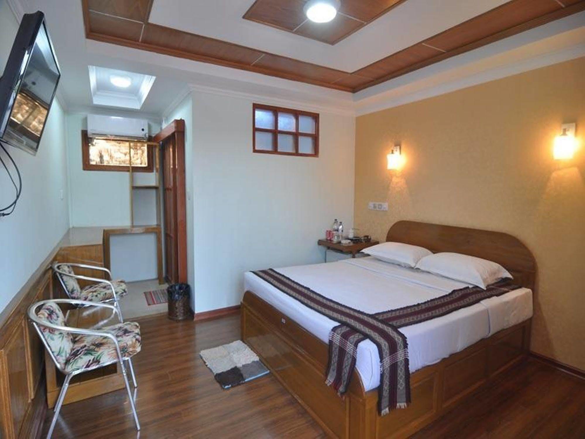 Green Land Motel Bagan Luaran gambar