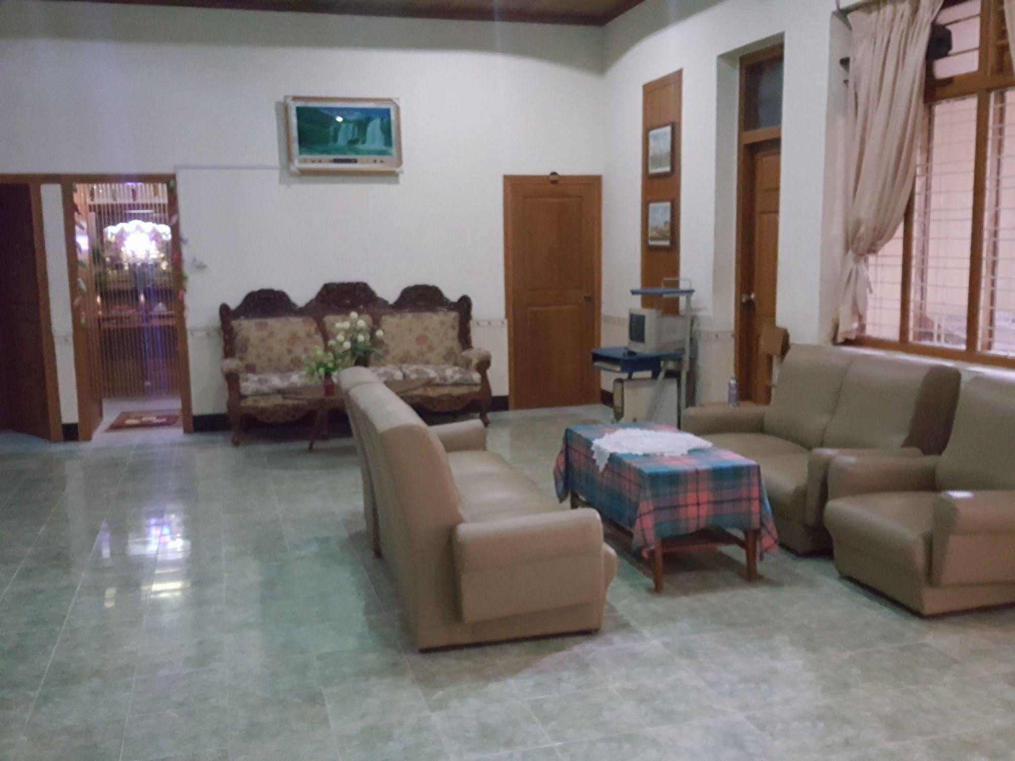 Green Land Motel Bagan Luaran gambar