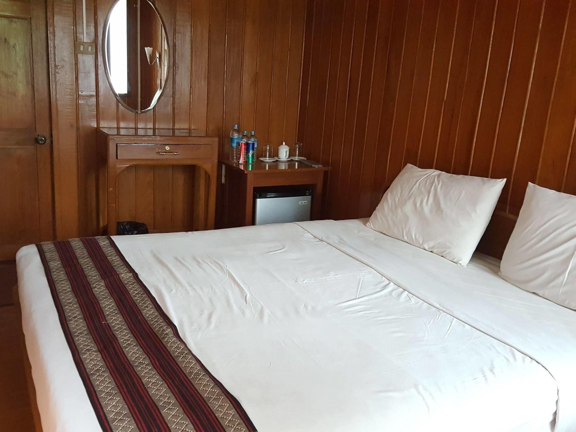 Green Land Motel Bagan Luaran gambar